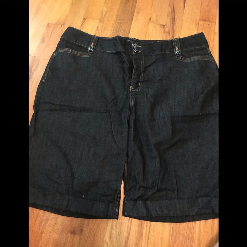 NWOT Cato Denim Shorts